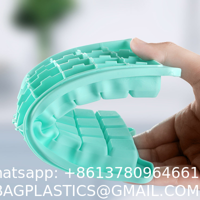 Silicone Ice Cube Molds With Removable Lids Reusable And BPA Free For Whiskey, Cocktail, Stackable Flexible Safe Ice